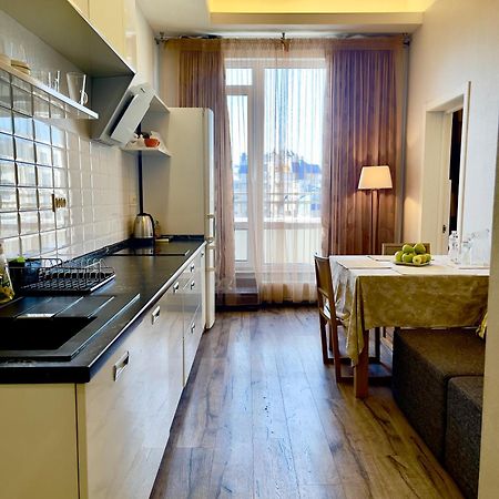Апартаменты Ясная Поляна Odessa Exterior foto